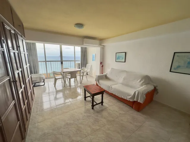 FABULOSO APARTAMENTO EN 1ª LINEA DE LEVANTE — 8