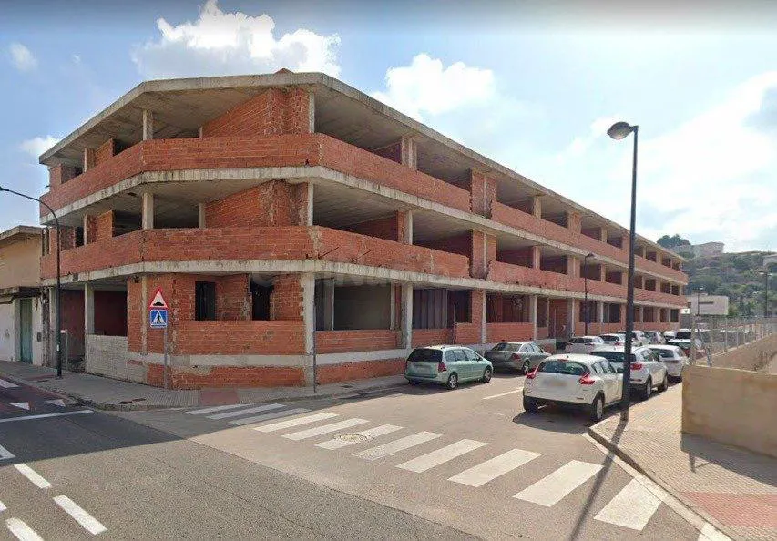 Edificio en construcción en RAFELCOFER