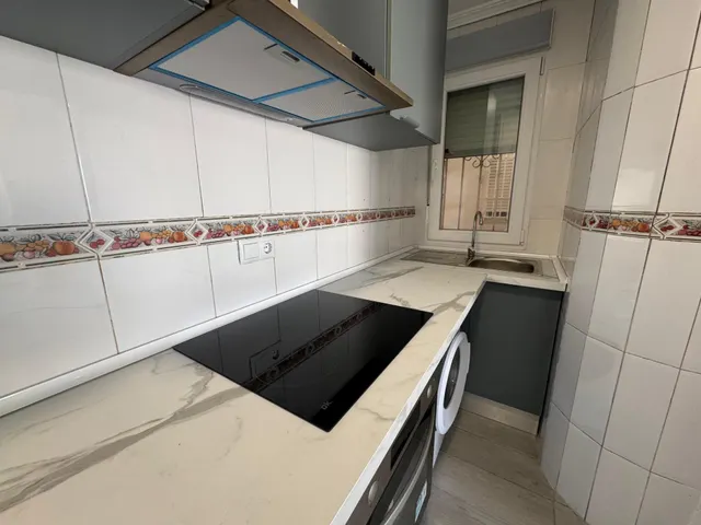 ¡Apartamento reformado a 500 metros de la playa! — 13