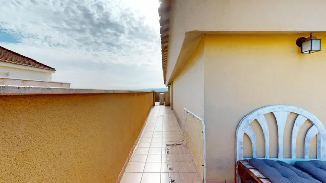 Piso tipo dúplex en el centro de cobatillas — 34