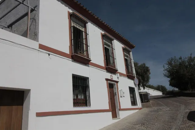 CASA EN ALQUILER EN CARMONA — 9