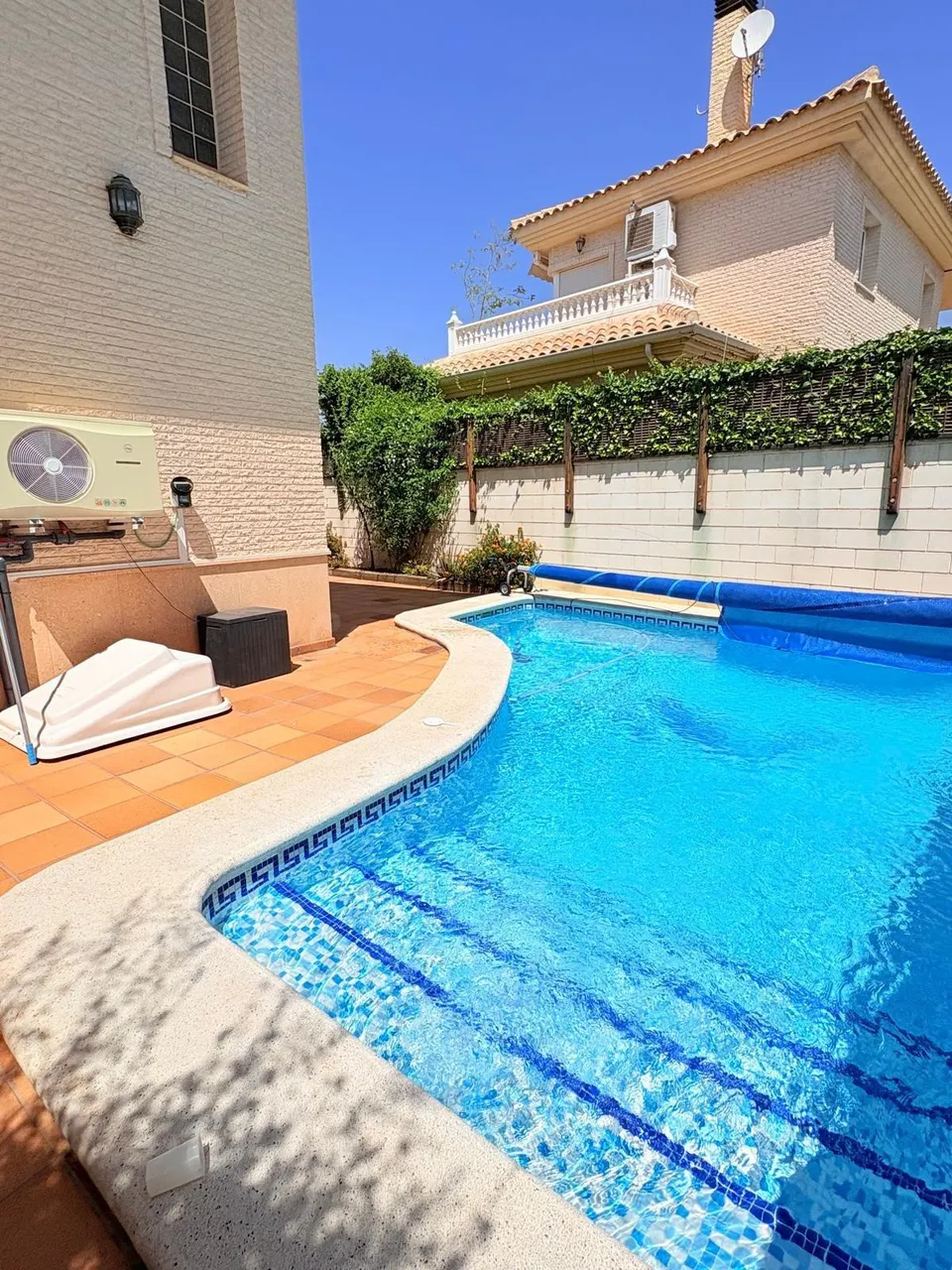 Espectacular Chalet en Petrer - Ideal para Familias