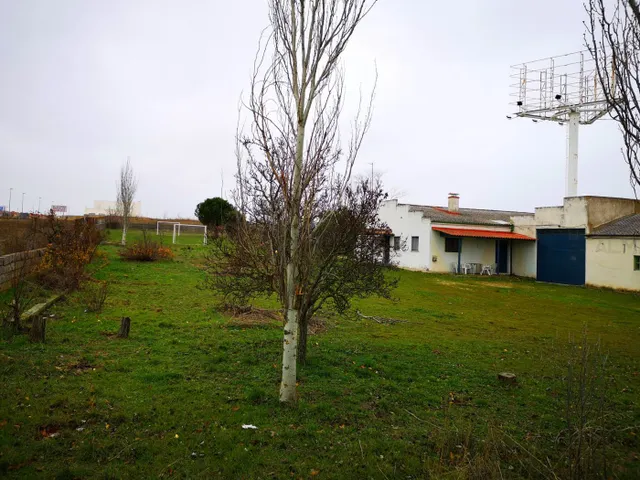 Terreno Residencial al lado del Estadio Helmántico - foto 5