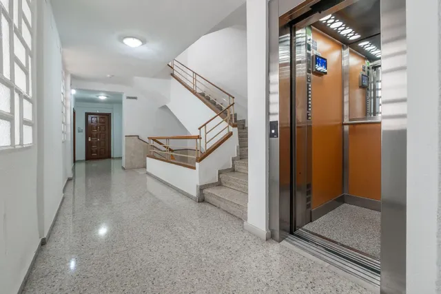 Ideal inversión junto a Ciencias — 27