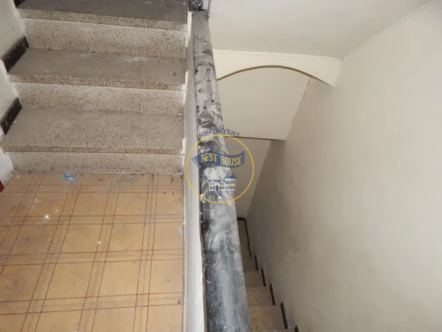 EDIFICIO A REFORMAR EN COCENTAINA. — 14