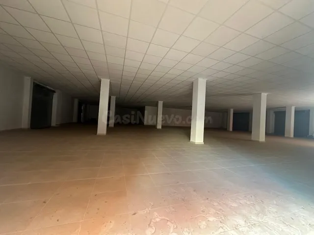 LOCAL COMERCIAL EN ALQUILER - foto 4