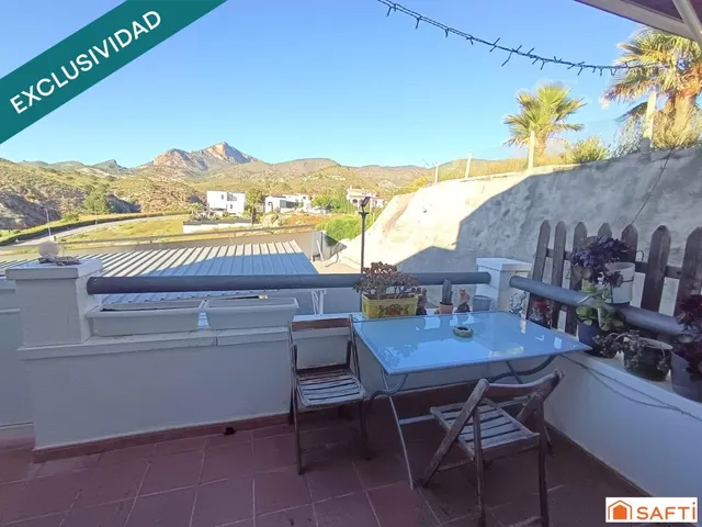 Exclusivo adosado con piscina y terraza — 18