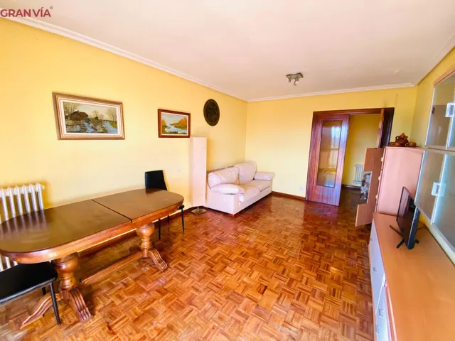 Amplio piso en venta en el centro de Logroño — 7