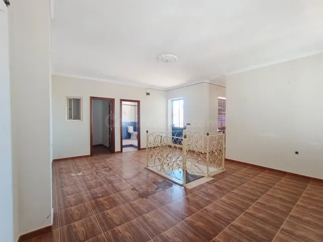 CASA Adosada en Villamanrique de la Condesa - foto 2