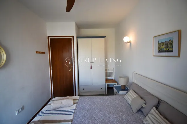 PISO LUMINOSO CON TERRAZA Y VISTAS DESPEJADAS EN SITGES — 21