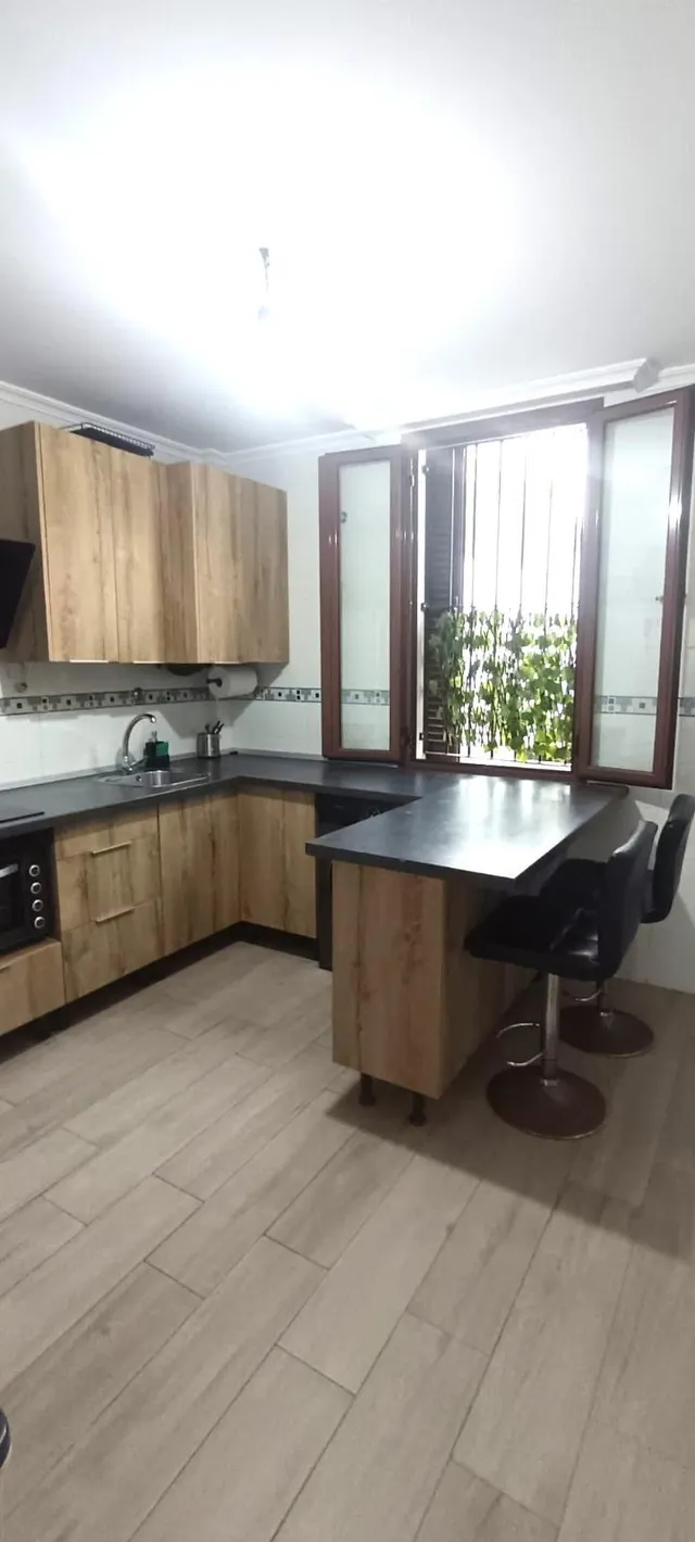 TU NUEVO HOGAR EN GUILLENA: 3 DORMITORIOS, PATIO, GARAJE Y MUCHA LUZ EN URBANIZACIÓN PRIVADA — 11