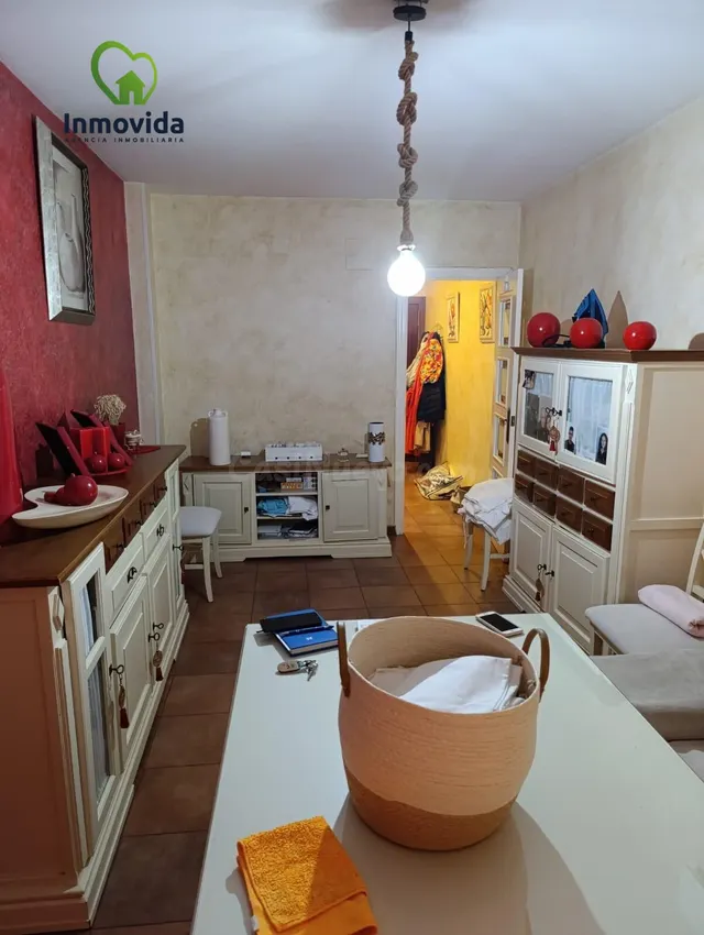 Piso Reformado en Zona Av. Barcelona - Viñuela, Córdoba por  - foto 2