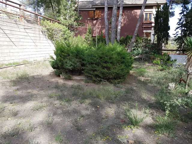 Parcela en venta en la urbanización de El Serrat — 5