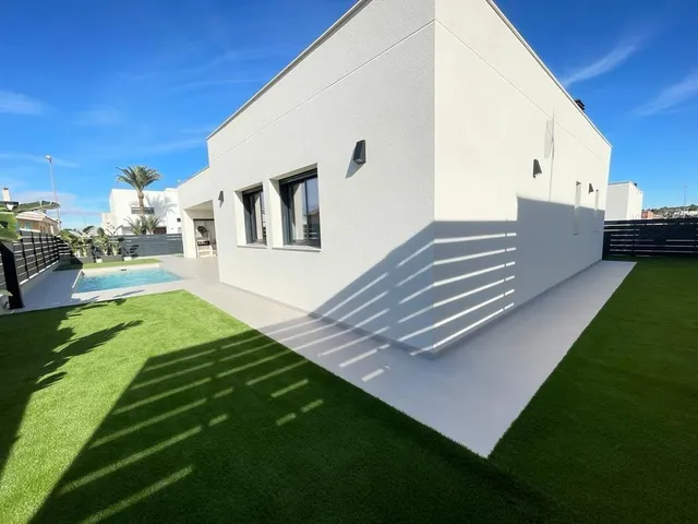 Chalet en Urbanización Los Olivos — 42