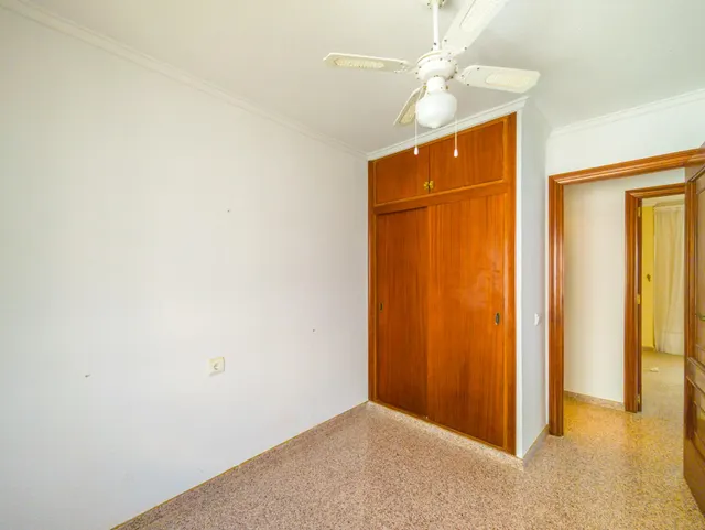 Apartamento en primera línea de playa en La Mata, con vistas al mar y plaza de garaje incluida. — 19