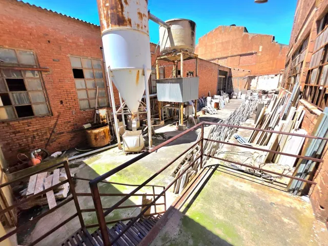 Amplia Nave Industrial en Almazora - Oportunidad Única - foto 4