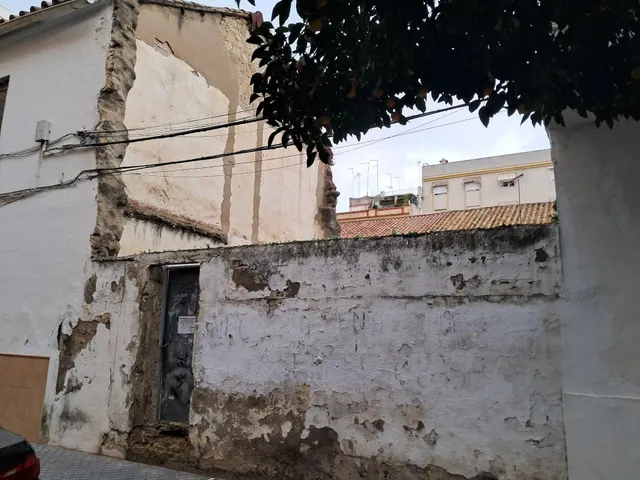 SE VENDE MAGNIFICO SOLAR EN CIUDAD JARDIN - foto 2