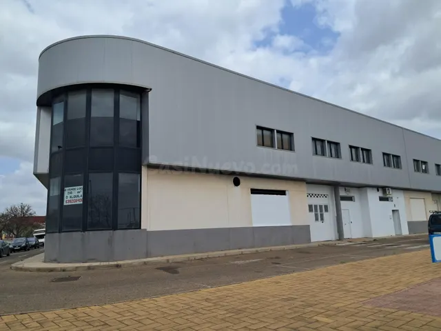 OFICINAS en ALQUILER en EL CAÑAMO II - foto 2