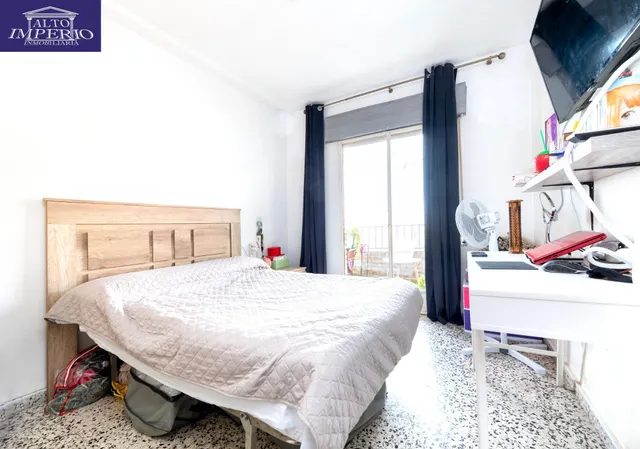 En Venta Piso de 4 dormitorios con ascensor, ideal para reformar a tu gusto. — 10