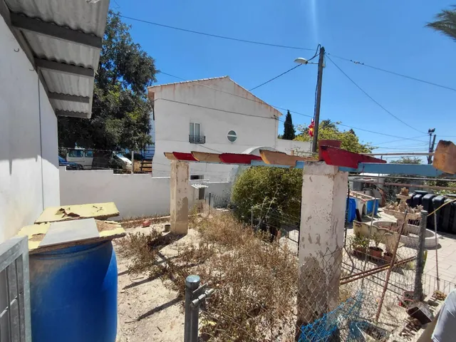CASA en PARCELA DE 1.570 m2, OPORTUNIDAD ÚNICA FRENTE AL PUERTO DE LA VILLAJOYOSA — 40