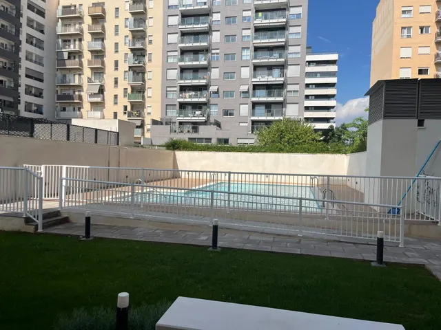 Vivienda nueva a estrenar — 17