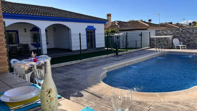 ESPECTACULAR CHALET EN VEGA DEL GOLF CON PISCINA Y ZONA DE OCIO — 2