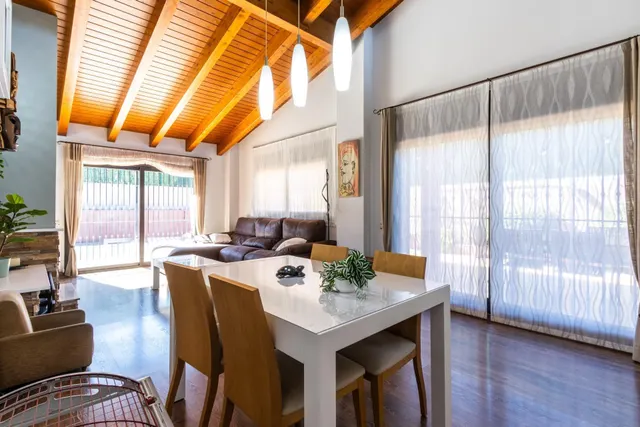 Casa con piscina, espacio y calidad en can font - ca n'avellaneda — 22