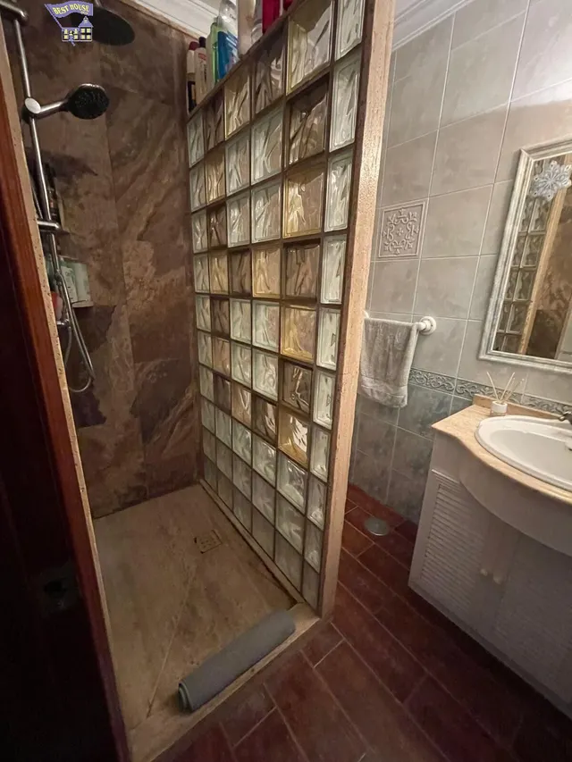 SE VENDE CASA + LOCAL INDEPENDIENTE EN ZONA DE LA CUESTA DE LA RUJANA — 19