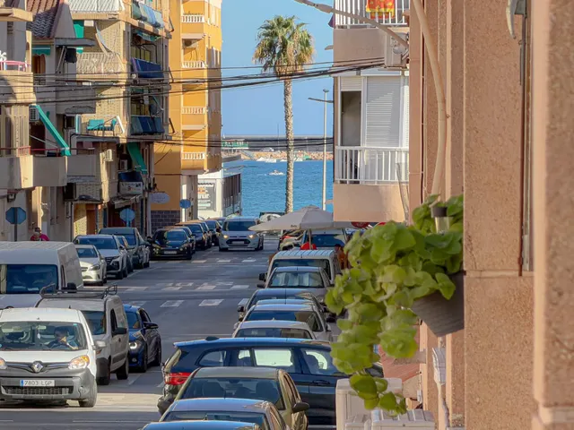 Acequion! Fantastico apartamento con amplia terraza y vistas laterales al mar + Gigantesca piscina comunitaria + Licencia turística (300 mts playa) — 10