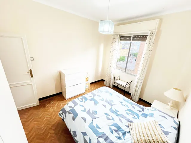 SE VENDE PISO EN EL CORAZÓN DEL PORVENIR — 5