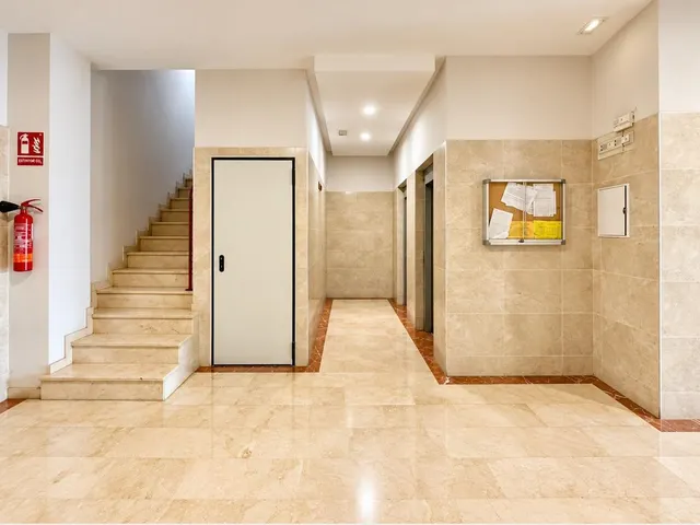 Piso con vistas despejadas, garaje y trastero en Carlet — 22