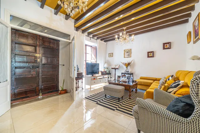 Casa de pueblo reformada con jardín en Campanet — 6