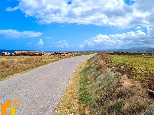 SE ALQUILA TERRENO PARA PARKING DE AUTOCARAVANAS  EN UNA ZONA PRIVILEGIADA DE RINLO (RIBADEO). — 8