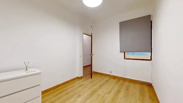 LUZ, SOL Y VISTAS DESPEJADAS EN UNA VIVIENDA EXTERIOR JUNTO A POBLENOU Y DIAGONAL MAR — 28