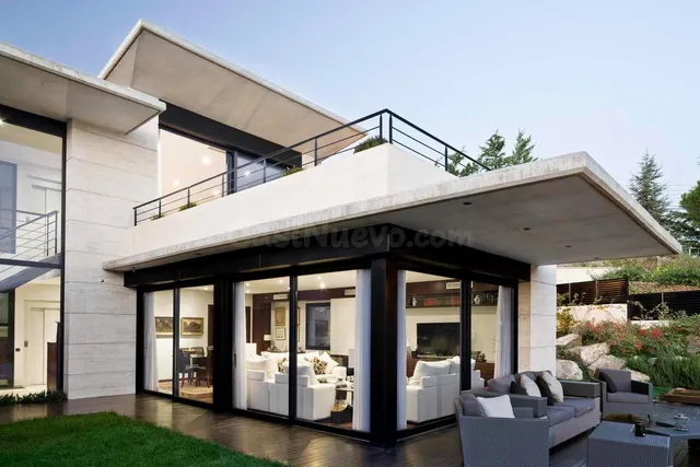 EXCLUSIVA VIVIENDA UNIFAMILIAR CON VISTAS PANORÁMICAS A MAR  - foto 4