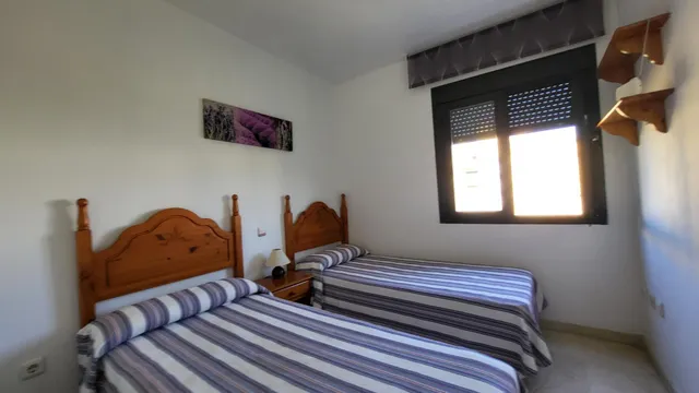 Amplio apartamento de tres dormitorios con vistas panorámicas en Nueva Alcántara. — 33
