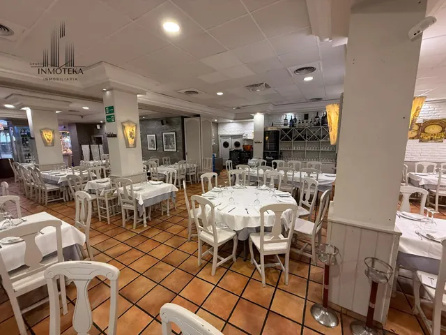 REF: C135 GRUPO INMOTEKA INMOBILIARIA TRASPASA RESTAURANTE ZONA FERIA/FATIMA — 23