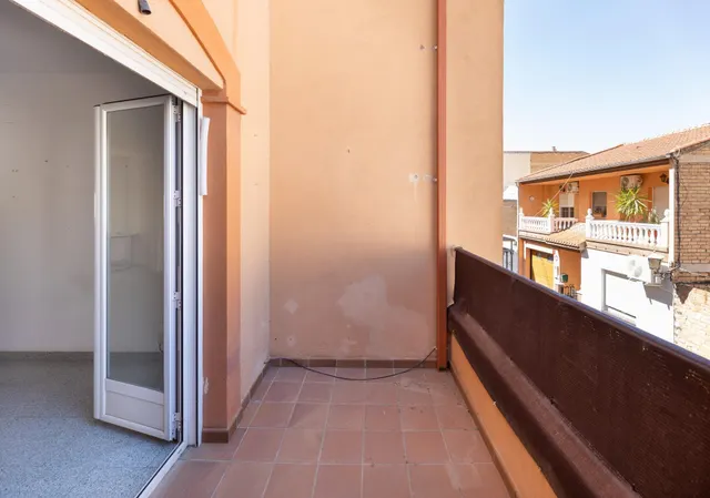 Casa adosada con grandes posibilidades en el centro de Armilla - Granada — 7