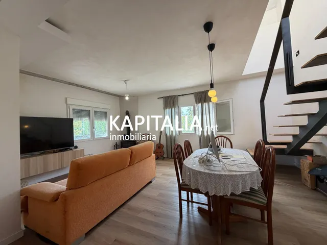 Chalet en venta en Ontinyent, a un paso del casco urbano y con bonitas vistas a la montaña. — 26