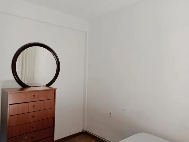 Gespain aluche-campamento, ofrece en exclusiva piso en calle ocaña — 27