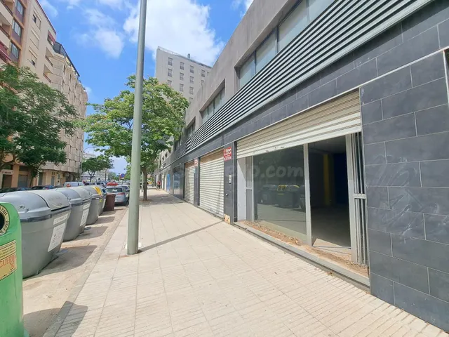 LOCAL COMERCIAL EN VENTA - foto 4