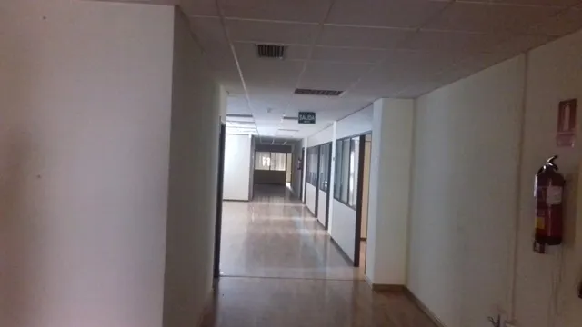 LOCAL DE OFICINAS EN AREA CENTRAL DE 874 M2