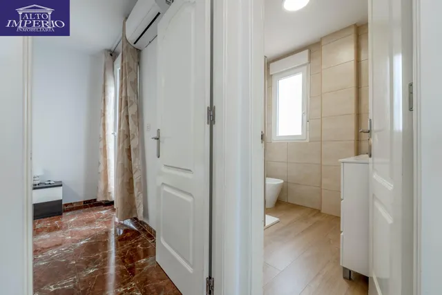 Encantadora Casa Reformada en Ogijares con Vistas y Espacios para Disfrutar — 28