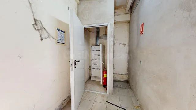 Nave industrial en venta en Zaragoza, Azucarera | 663 m2 y g - foto 5