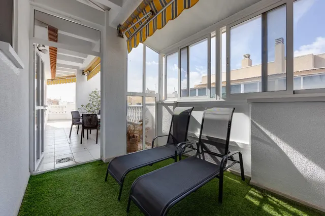 Espectacular ático con vistas al mar y amplia terraza — 37