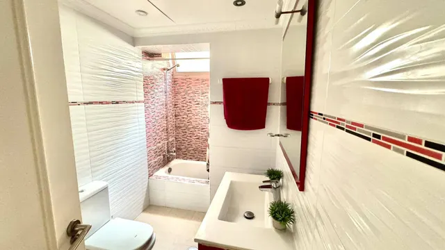 Amplio Piso en Alicante - Ideal para Familias — 7