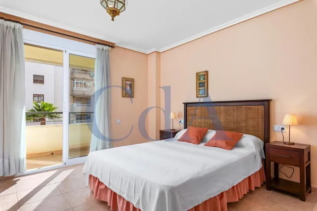 SE VENDE APARTAMENTO / ASCENSOR / TORREVIEJA / ALICANTE — 19