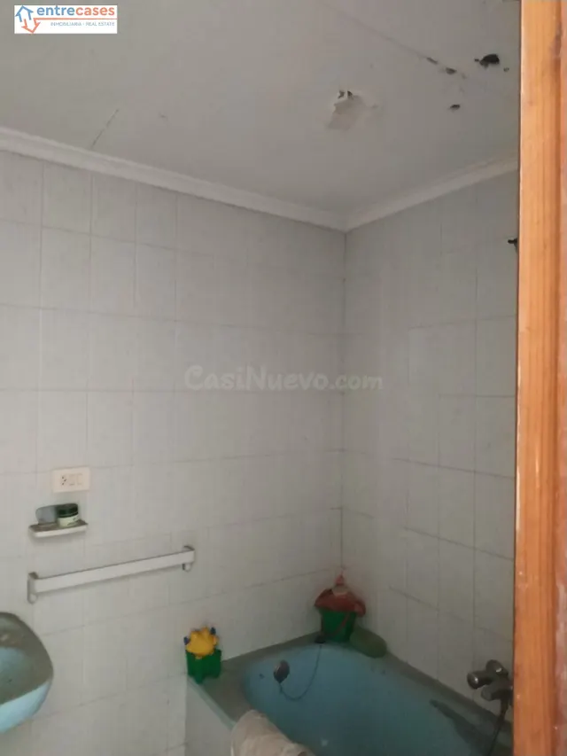 CASA PARA REFORMAR, EN ZONA CENTRO DE LA VALL, CON ACCESO A  - foto 2