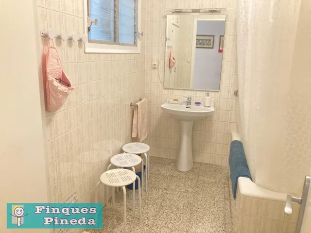 Edificio con local y 2 viviendas en Tordera — 26