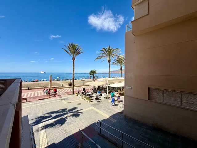 Piso en venta en Calle Las Conchas – El Zapillo-Almería. Primera línea de playa con dos terrazas y vistas al mar — 16